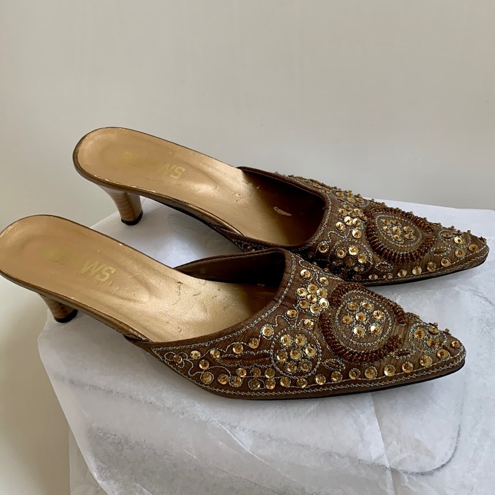 Sparking slip on heels